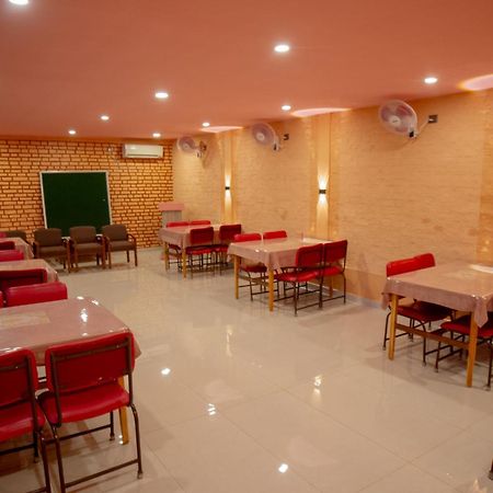 Galaxy Guest House Siddharthanagar Exterior photo